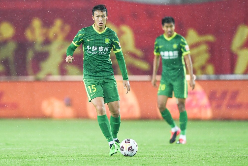  德甲青春风暴席卷联赛，年轻球员崭露头角