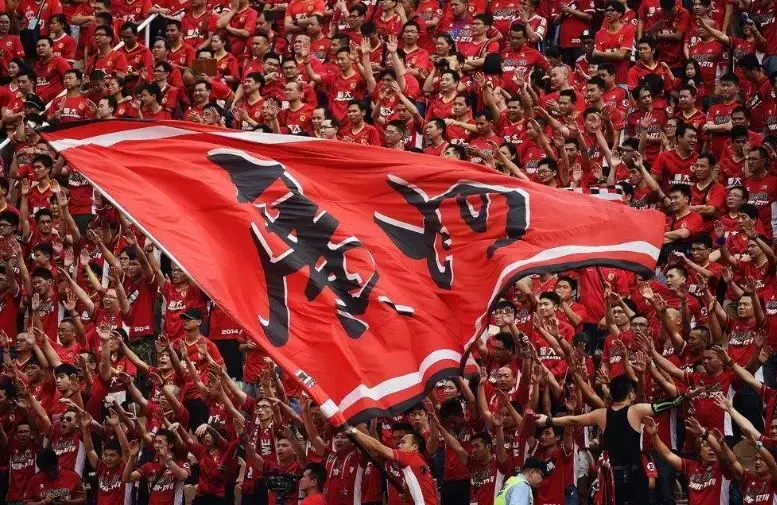  新主场揭幕战告捷，主场优势助力开门红  