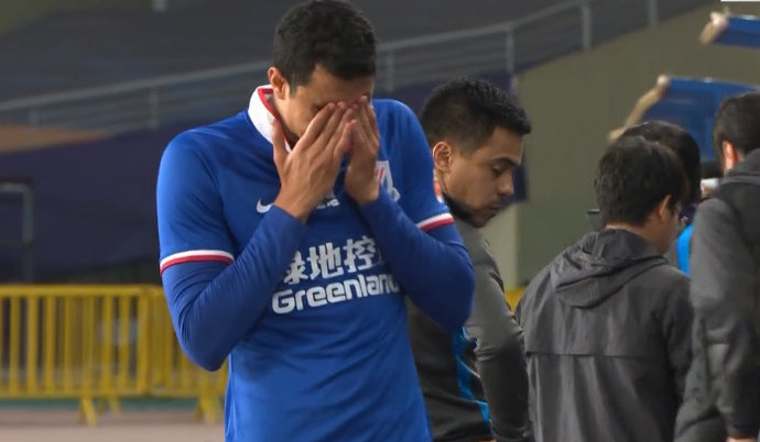 伤病潮侵袭各大豪门,阵容轮换考验智慧